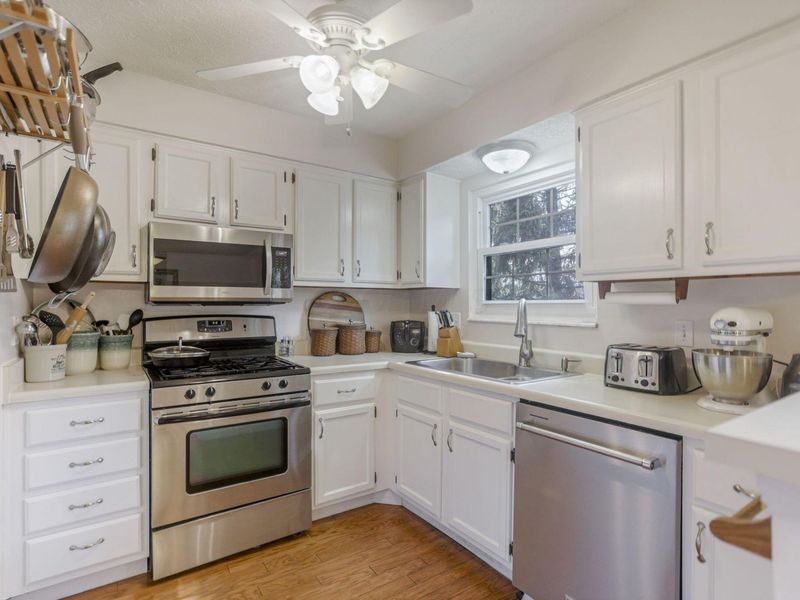 1143 Brookview Circle , Pickerington, OH 43147 Photo 13