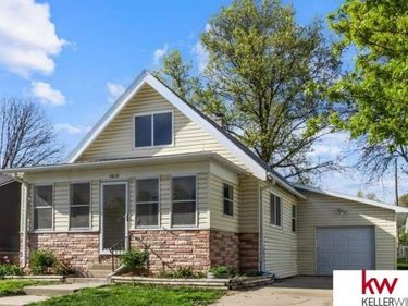 5618 Dorcas Street, Omaha, NE 68106