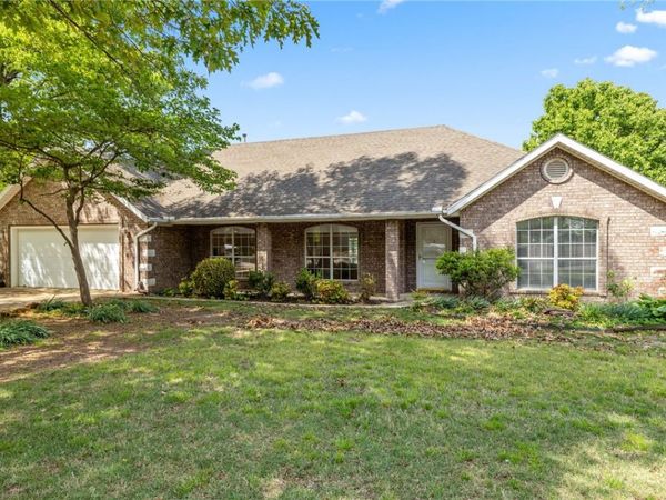 604 Shady Acres Lane , Prairie Grove, AR 72753