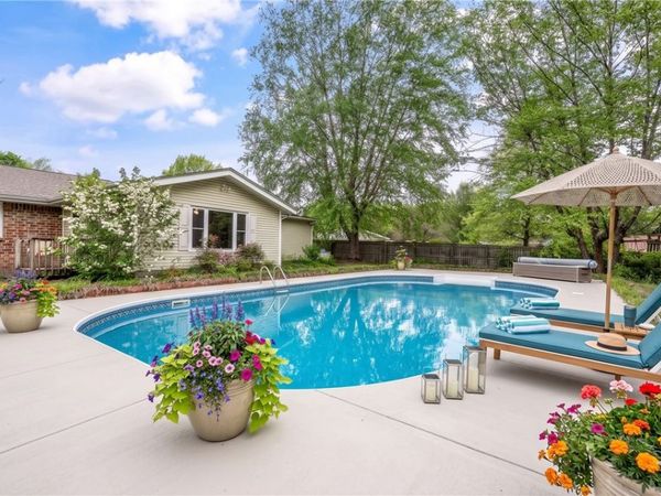 2105 Carnes Drive , Springdale, AR 72762