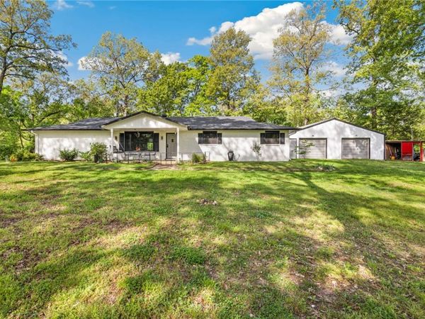 14627 Elkhorn Springs Road , Fayetteville, AR 72704