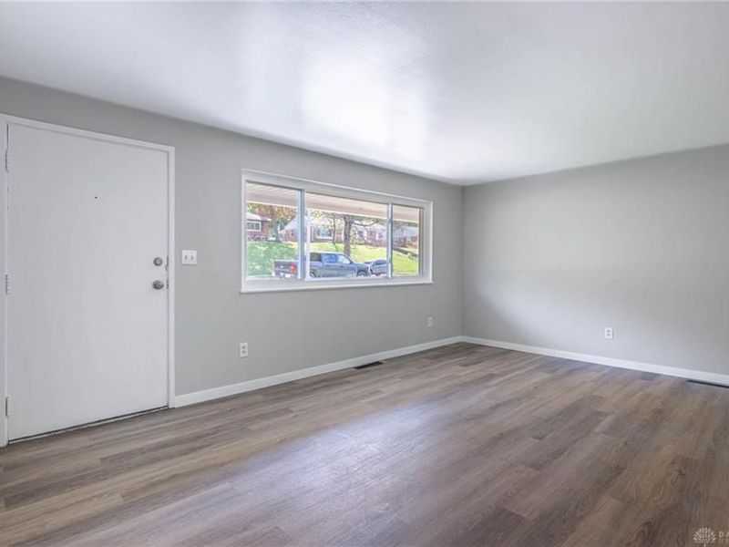 3629 Tait Road, Dayton, OH 45439 Photo 2