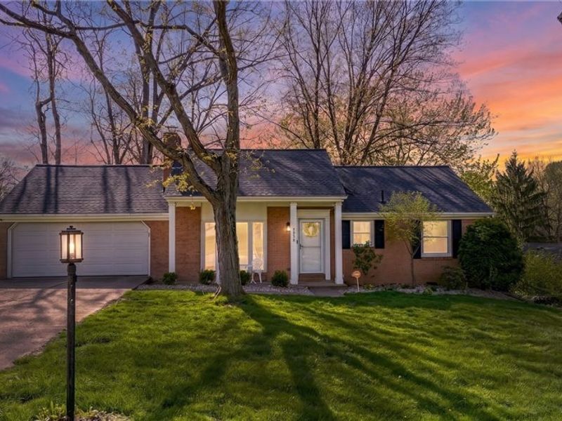 1259 Chandler Avenue SW, North Canton, OH 44720 Photo 1