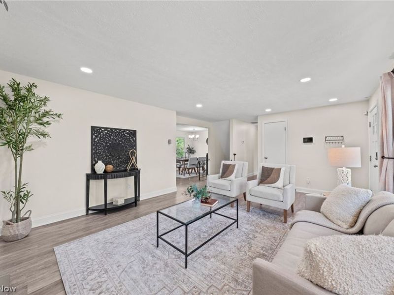 1259 Chandler Avenue SW, North Canton, OH 44720 Photo 9