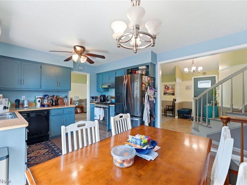 27491 Linwood Circle , North Olmsted, OH 44070 Photo 13