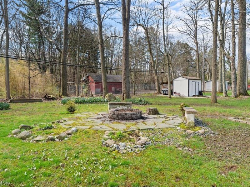 27491 Linwood Circle , North Olmsted, OH 44070 Photo 17