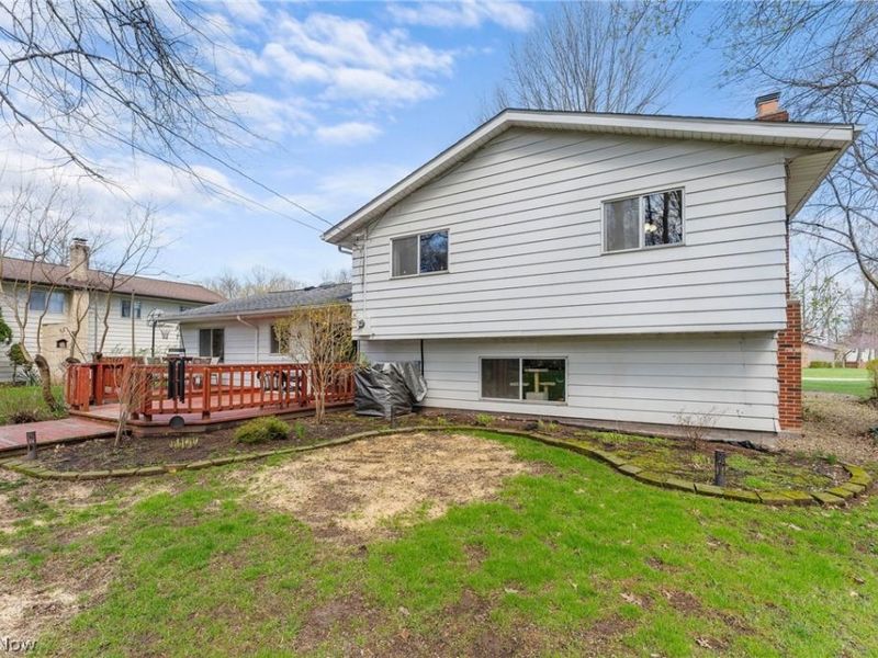 27491 Linwood Circle , North Olmsted, OH 44070 Photo 34