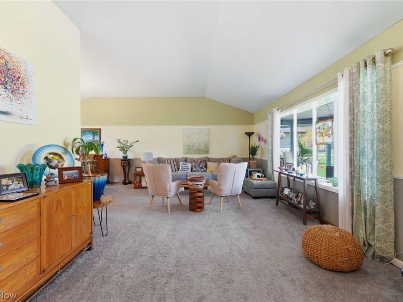 27491 Linwood Circle , North Olmsted, OH 44070 Photo 6