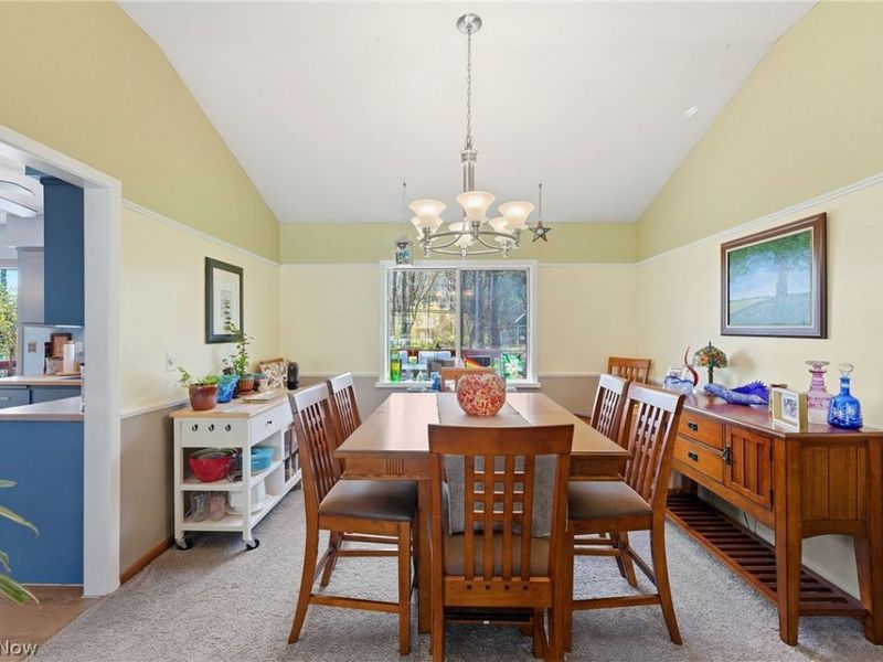 27491 Linwood Circle , North Olmsted, OH 44070 Photo 9