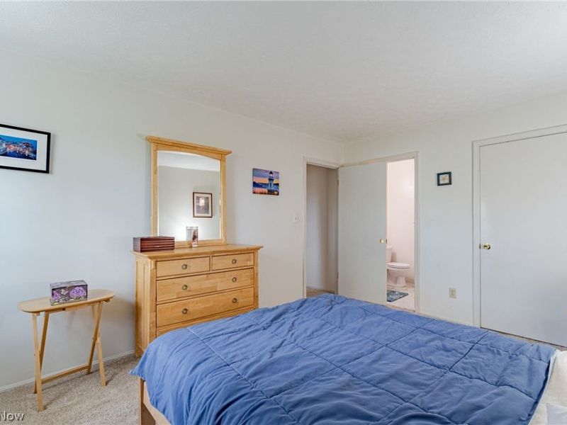 2720 Pease Drive , Unit 219N, Rocky River, OH 44116 Photo 11