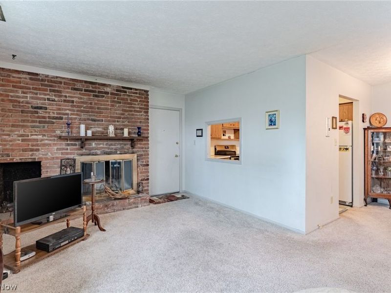 2720 Pease Drive , Unit 219N, Rocky River, OH 44116 Photo 3