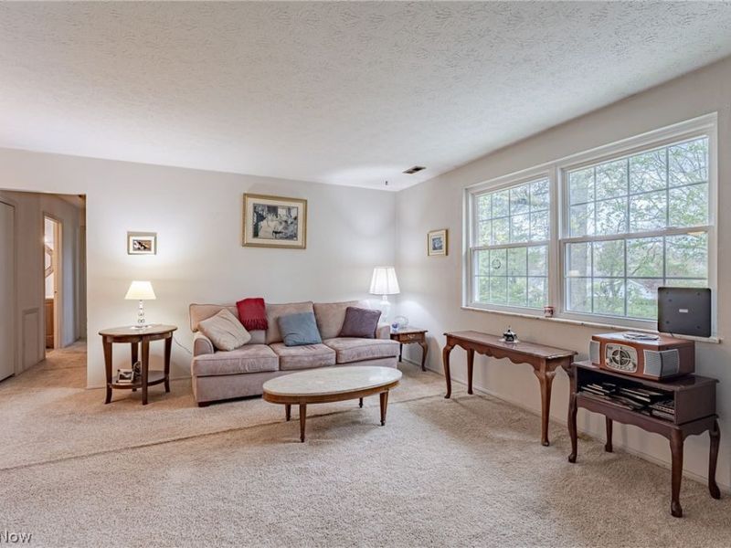 2720 Pease Drive , Unit 219N, Rocky River, OH 44116 Photo 5