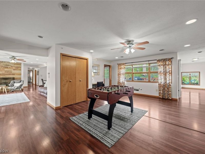 327 S Miller Road , Akron, OH 44333 Photo 21