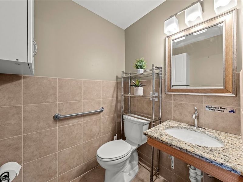 327 S Miller Road , Akron, OH 44333 Photo 36