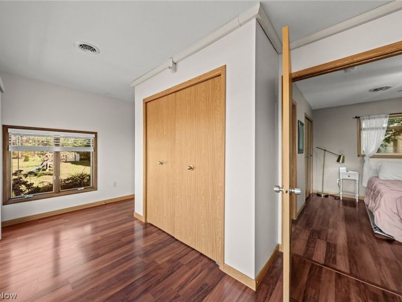 327 S Miller Road , Akron, OH 44333 Photo 37