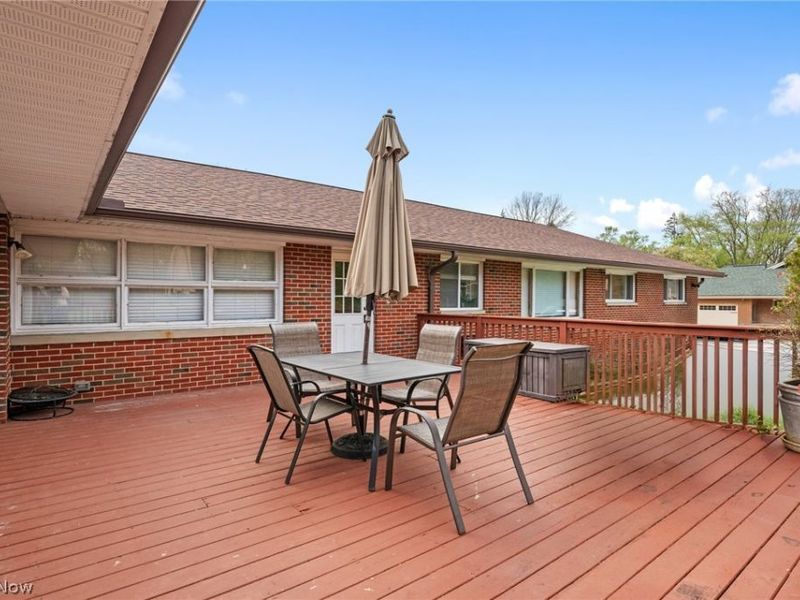 327 S Miller Road , Akron, OH 44333 Photo 43