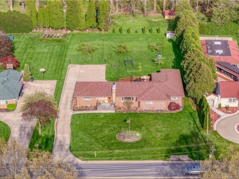 327 S Miller Road , Akron, OH 44333 Photo 44