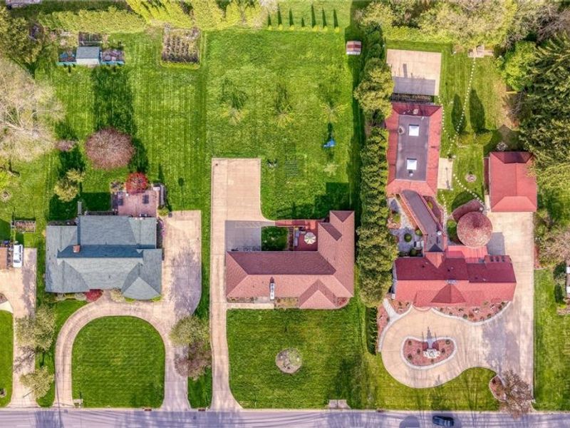 327 S Miller Road , Akron, OH 44333 Photo 47