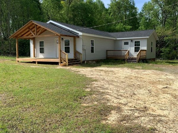 603 Hogan Farm Road , Seagrove, NC 27341