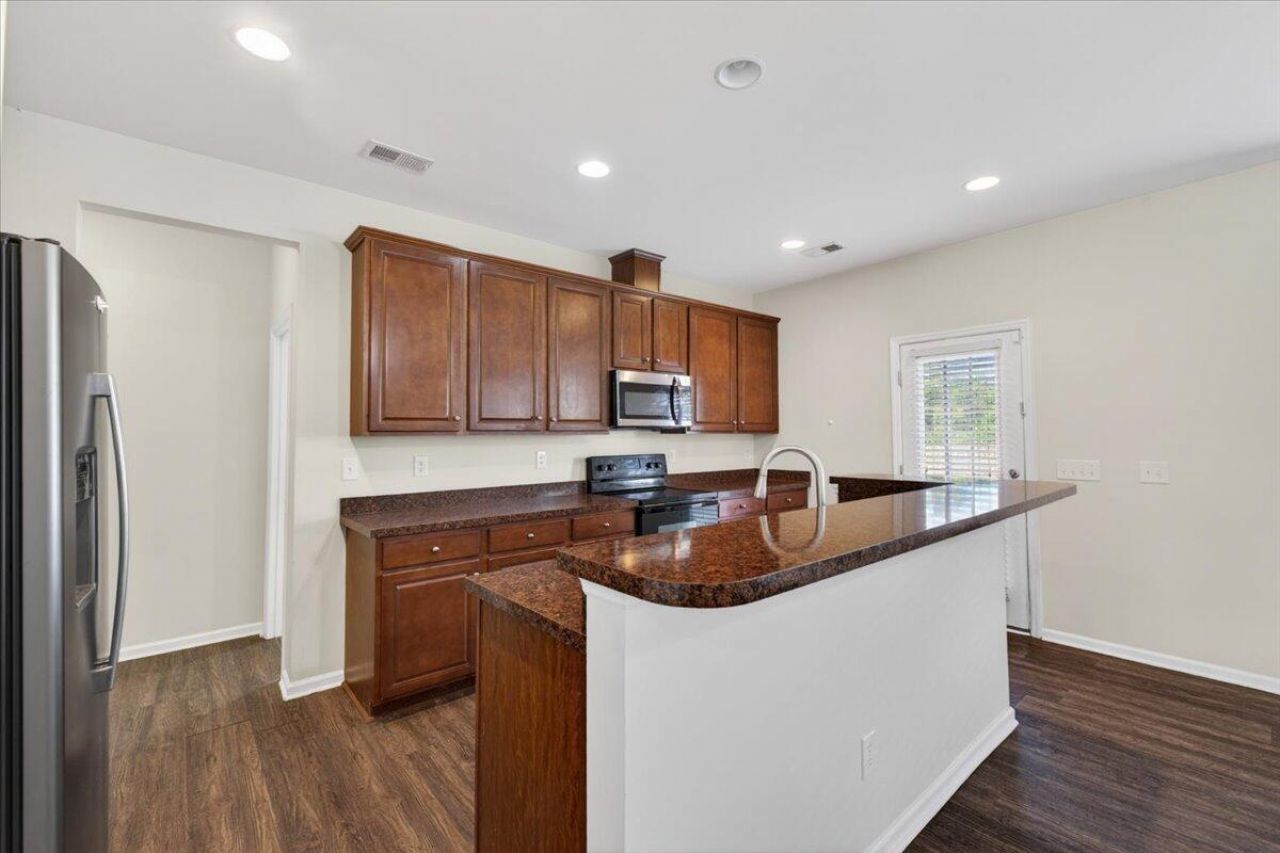 1303 Wild Goose Trail Photo 11