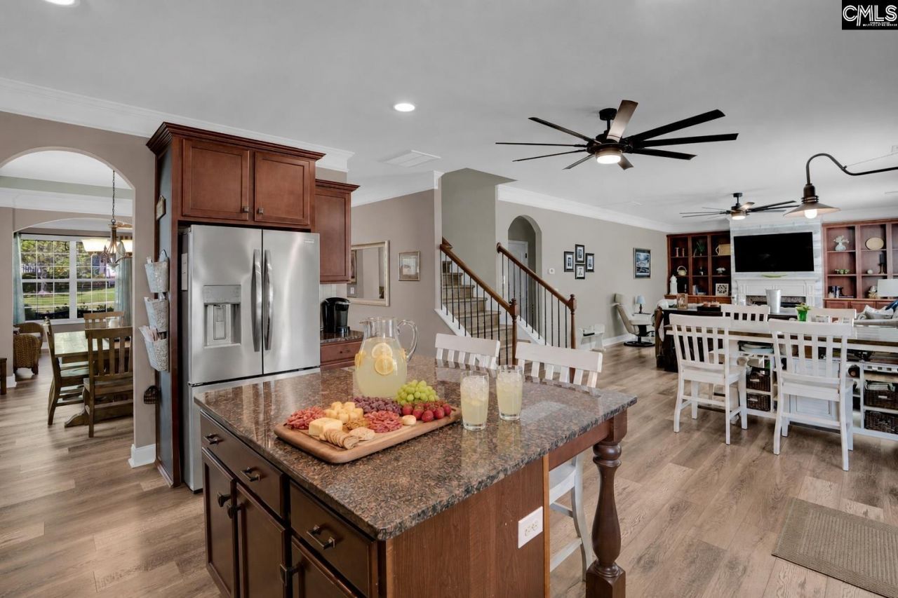 582 Eagles Rest Drive Photo 6