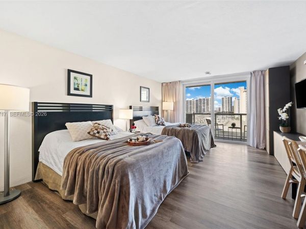 19201 Collins Ave , Unit 736, Sunny Isles Beach, FL 33160