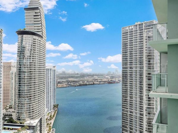 77 SE 5th St, Unit 4106, Miami, FL 33131