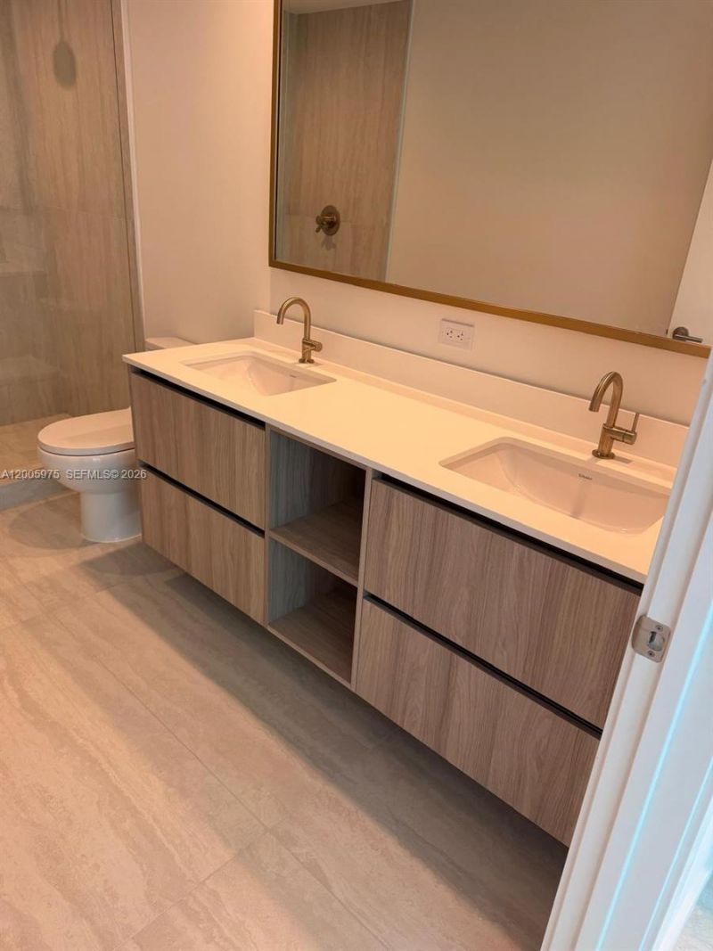 77 SE 5th St, Unit 4106, Miami, FL 33131 Photo