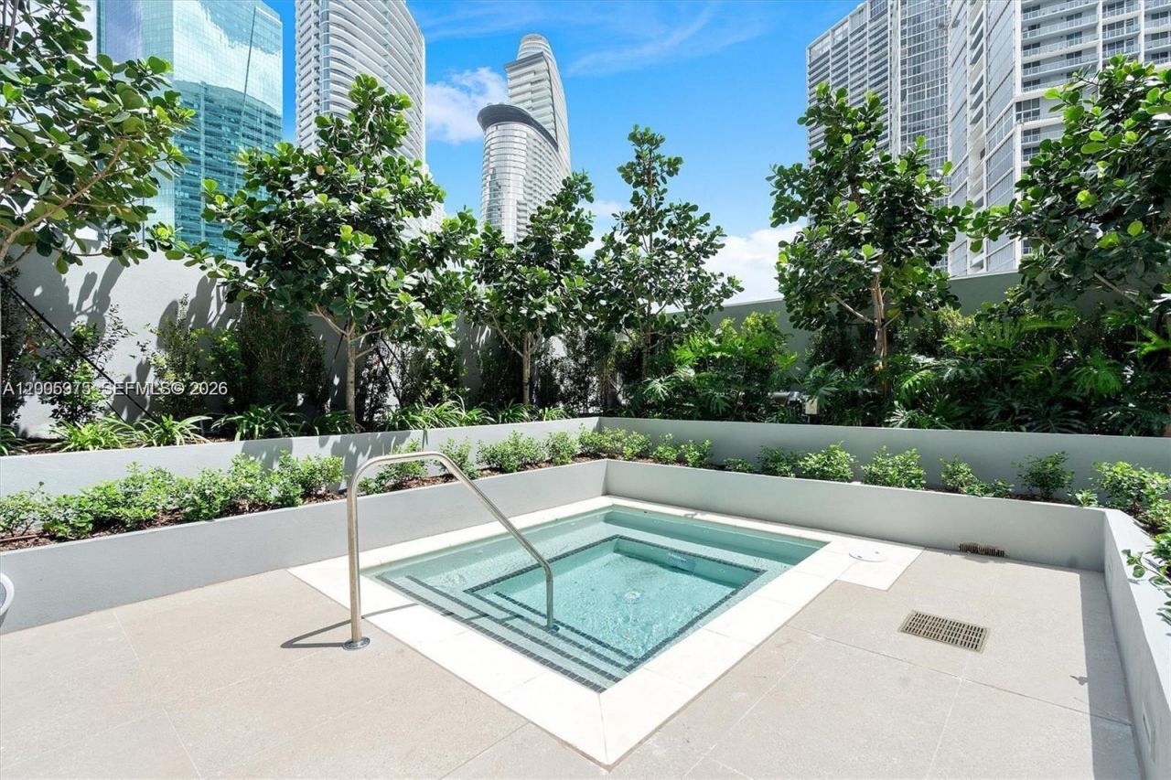 77 SE 5th St, Unit 4106, Miami, FL 33131 Photo