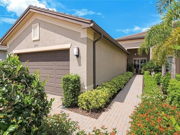 28436 Burano DR, BONITA SPRINGS, FL 34135
