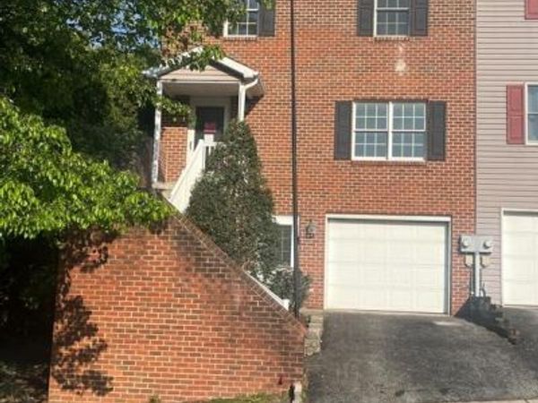 150 S S PRICE AVENUE , WAYNESBORO, PA 17268