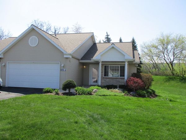 1096 - 4 Fountain View Circle, Holland, MI 49423