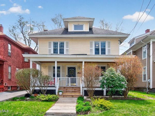 1110 Waverly Place, Schenectady, NY 12308