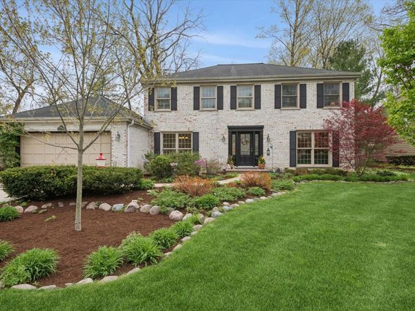 4233 Oaksbury Lane , Rolling Meadows, IL 60008