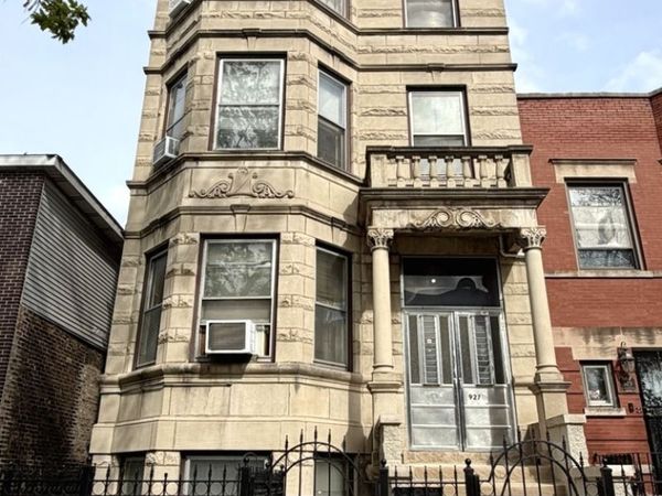927 S Claremont Avenue , Chicago, IL 60612