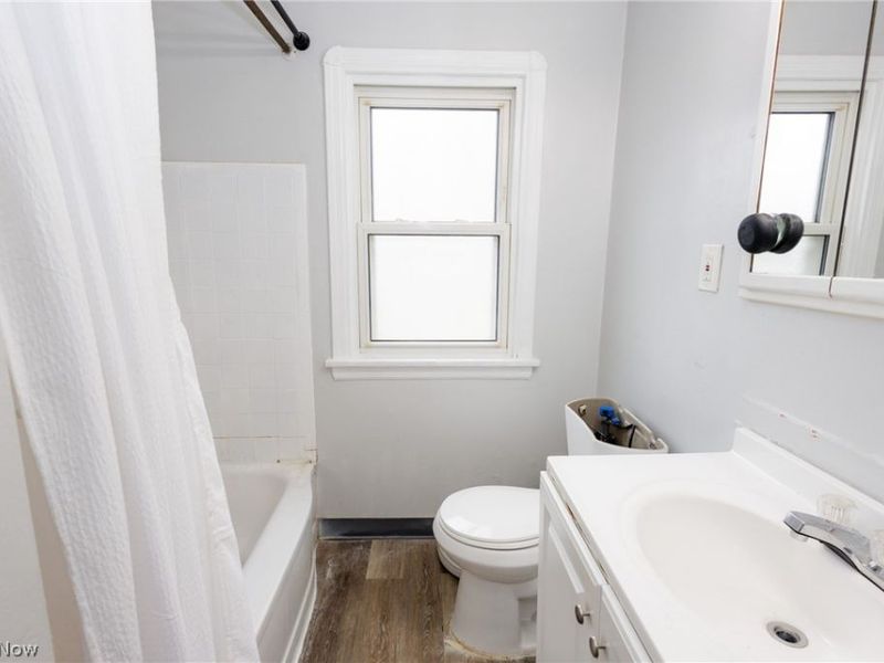 10413 Avon Avenue , Cleveland, OH 44105 Photo 13