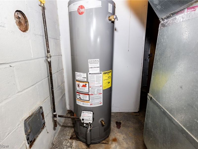 10413 Avon Avenue , Cleveland, OH 44105 Photo 27