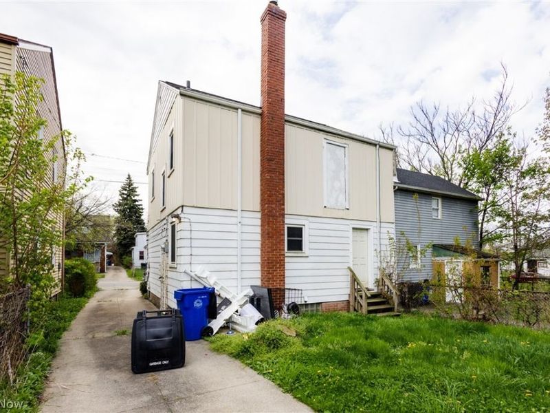 10413 Avon Avenue , Cleveland, OH 44105 Photo 4