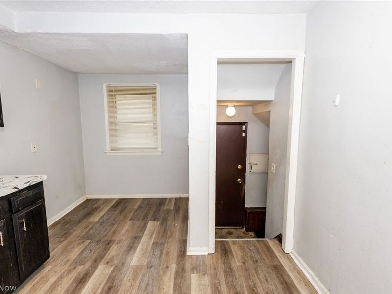 10413 Avon Avenue , Cleveland, OH 44105 Photo 6