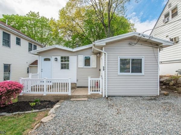 59 Iroquois Ave, Parsippany-Troy Hills, NJ 07034