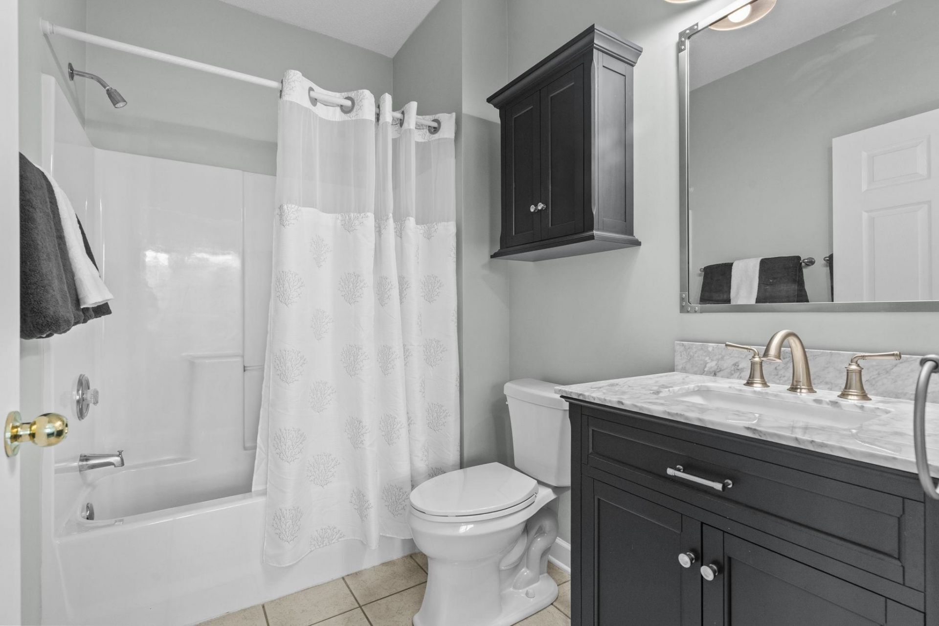 5801 Oyster Catcher Dr. Photo 25