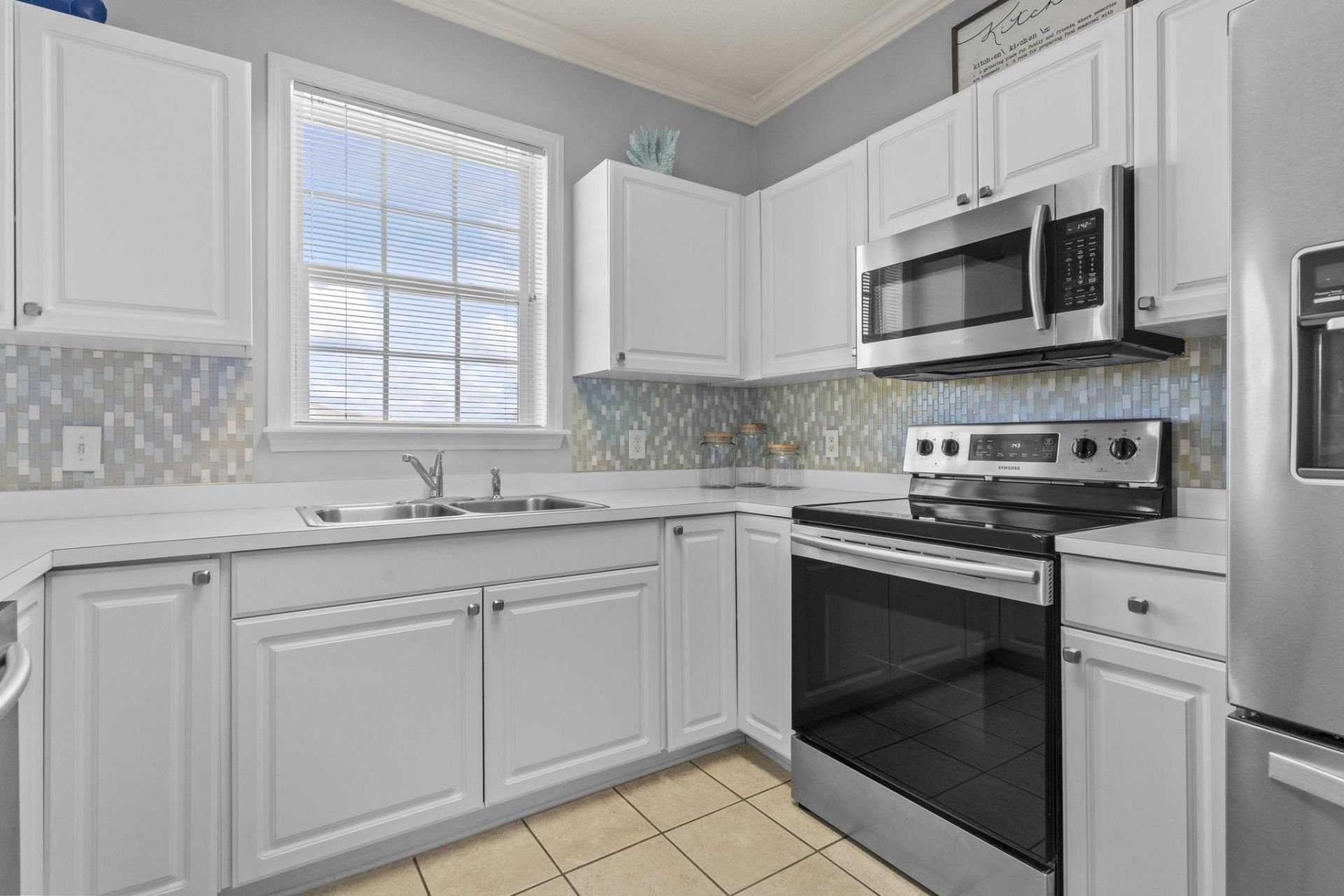 5801 Oyster Catcher Dr. Photo 7