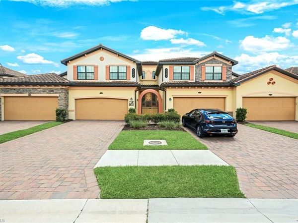 17401 Cherrywood CT, Unit 7404, BONITA SPRINGS, FL 34135