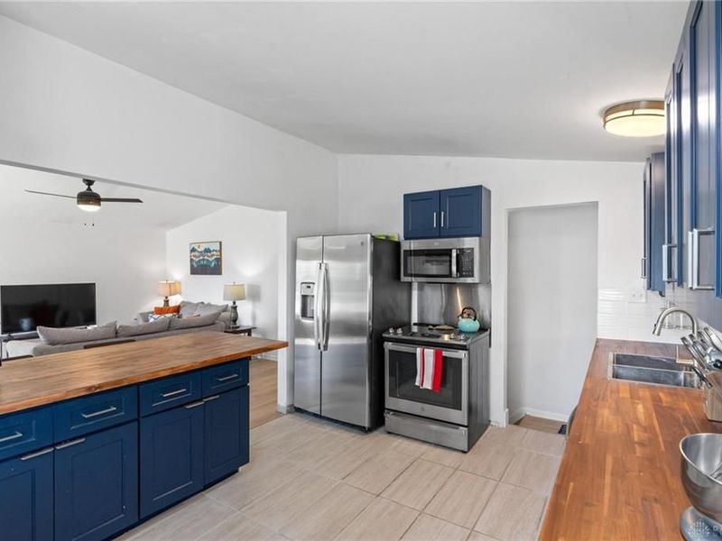 3355 Pobst Drive, Dayton, OH 45420 Photo 12