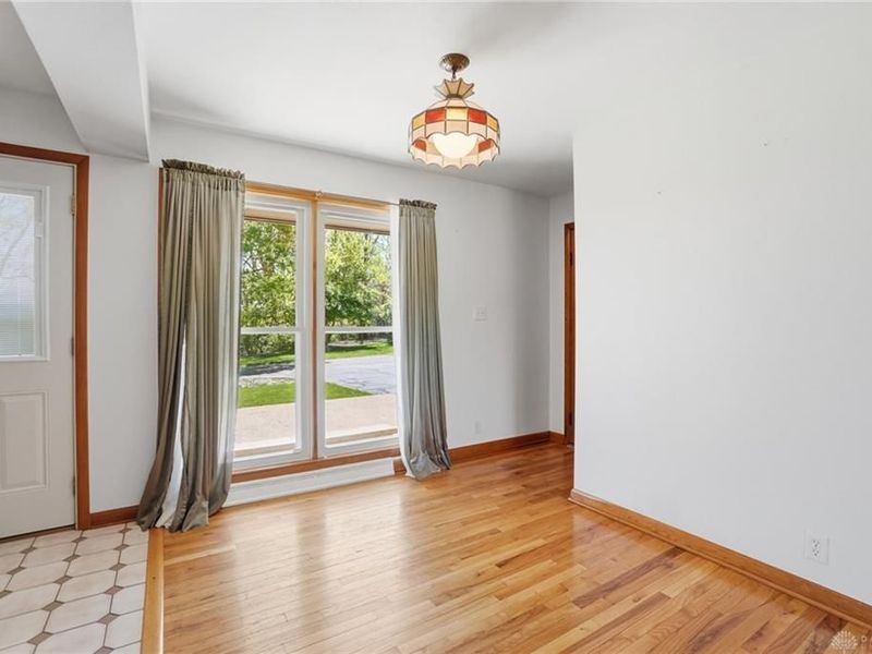 1047 Steven Circle Drive, Bethel Township, OH 45344 Photo 14