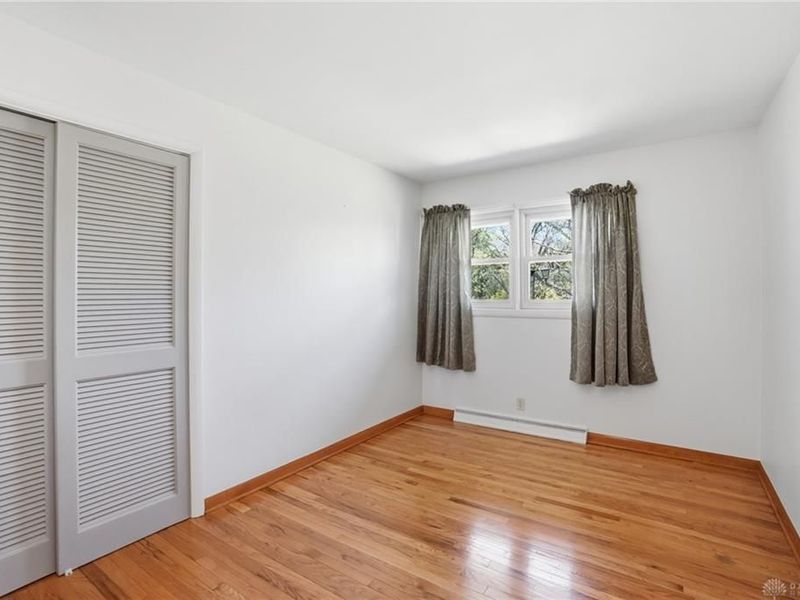 1047 Steven Circle Drive, Bethel Township, OH 45344 Photo 32