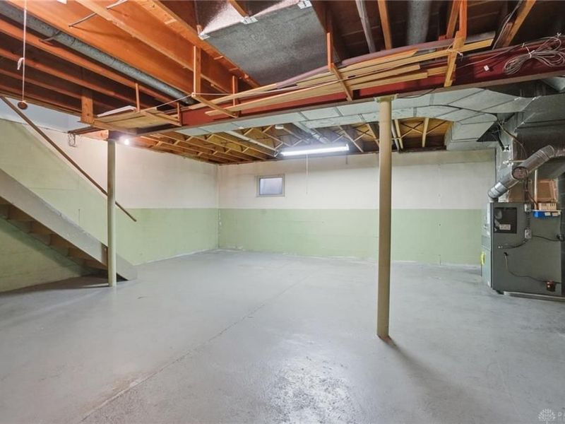 1047 Steven Circle Drive, Bethel Township, OH 45344 Photo 33