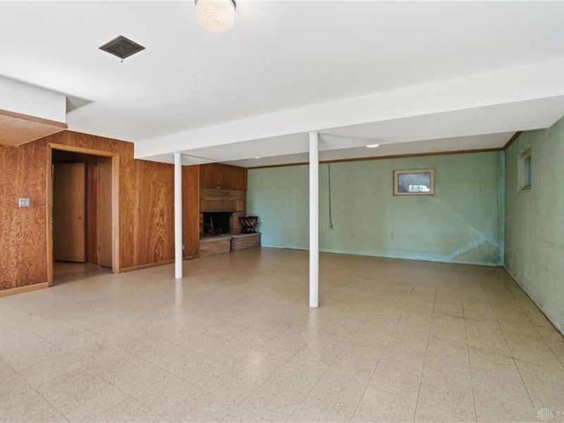 1047 Steven Circle Drive, Bethel Township, OH 45344 Photo 37