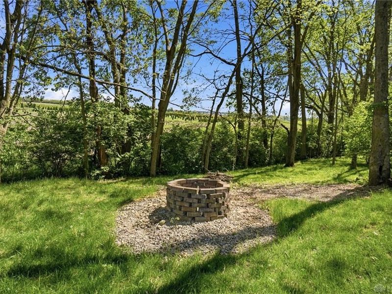 1047 Steven Circle Drive, Bethel Township, OH 45344 Photo 55