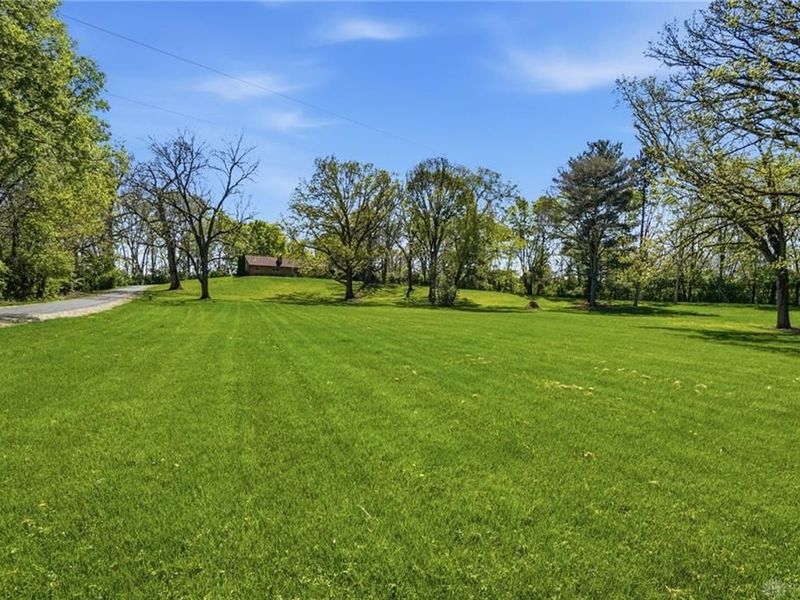 1047 Steven Circle Drive, Bethel Township, OH 45344 Photo 57